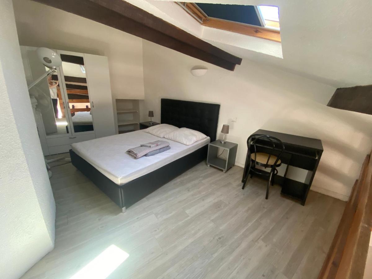 Le Cocon D'Avignon - T2 Duplex 40M2 - Centre Historique Intra Muros- Wifi Climatisation Zewnętrze zdjęcie